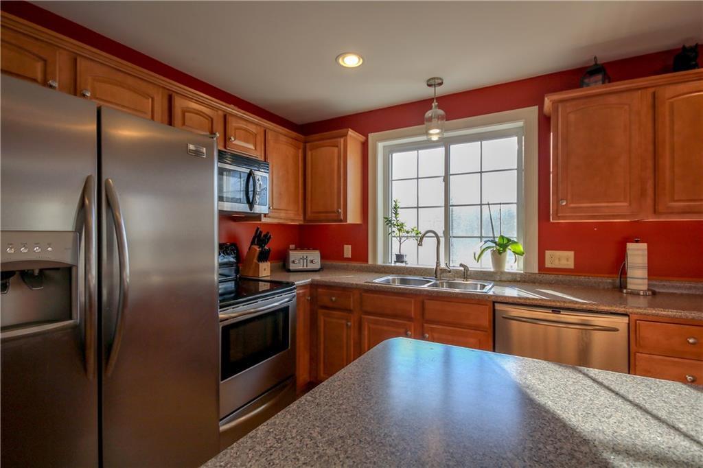 14 Longfellow Street, Unit 3 Westbrook, ME 04092 - Photo 2 of 35 Photo