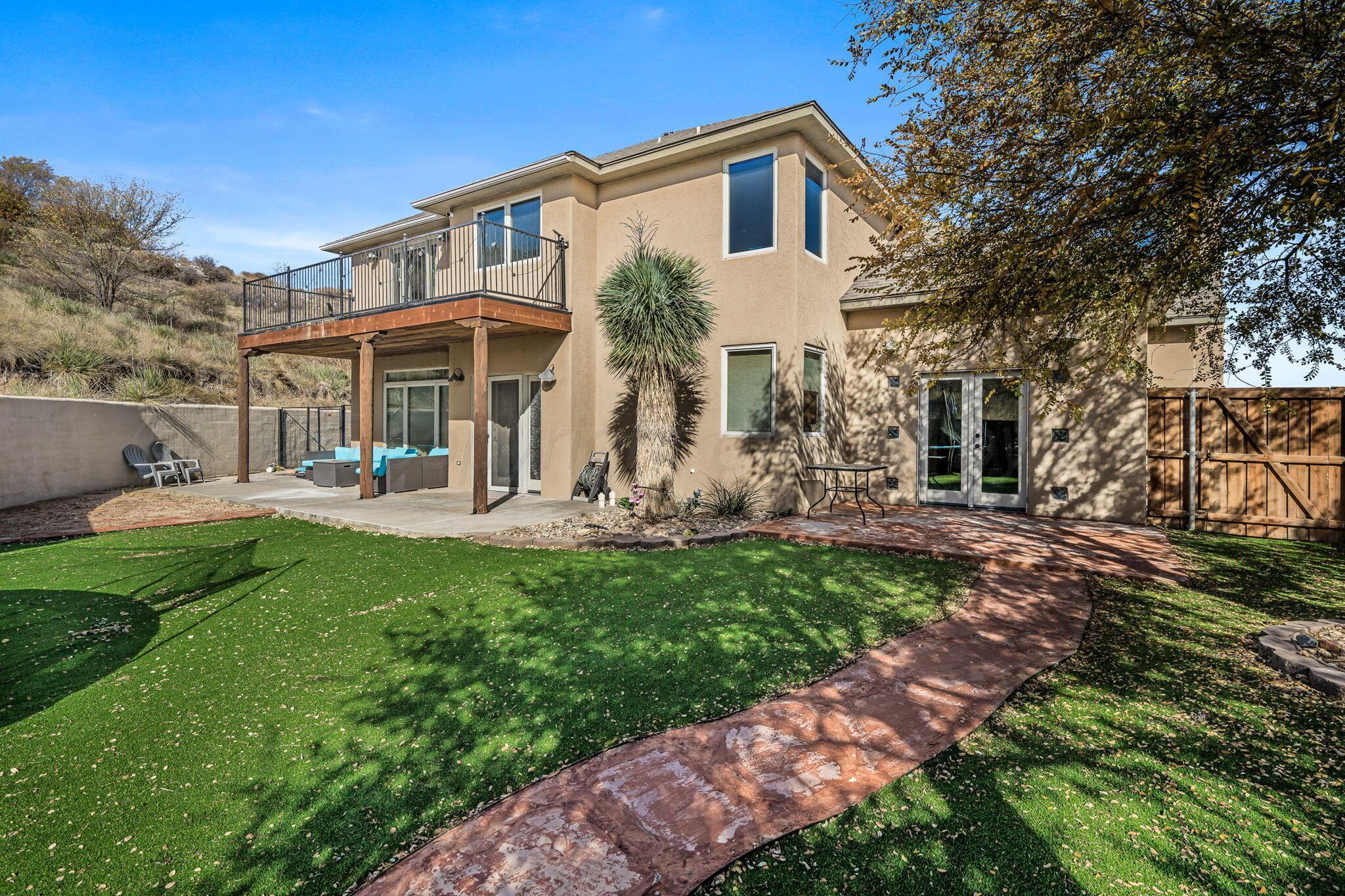 101 Pheasant Run Canyon, TX 79015 - Photo 5 of 39 a front view of a house with garden