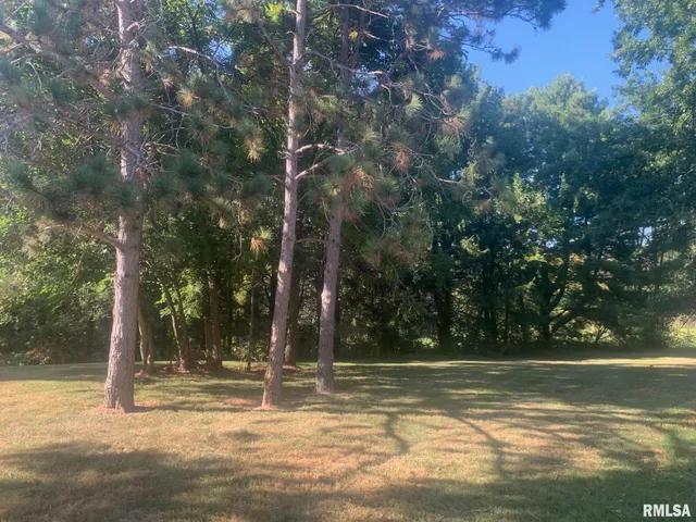 $329,000 | 2538 Loami Road, Jacksonville, IL 62650