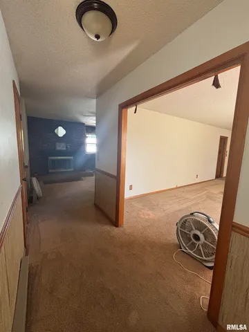 $329,000 | 2538 Loami Road, Jacksonville, IL 62650