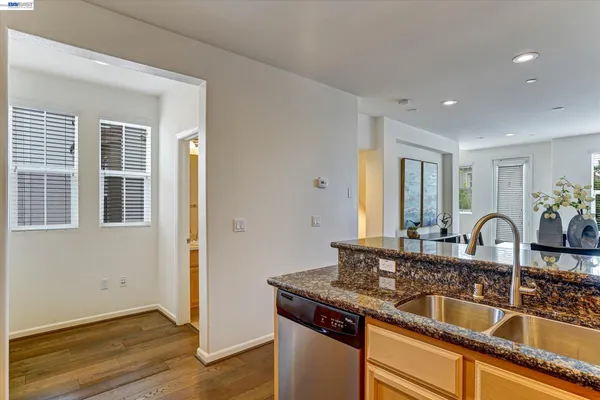 $749,000 | 118 Selby Lane, Unit 4, Livermore, CA 94551