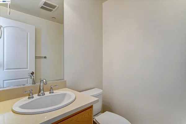 $749,000 | 118 Selby Lane, Unit 4, Livermore, CA 94551