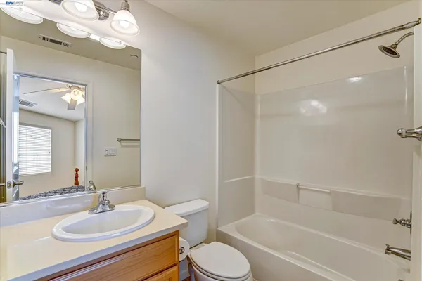 $749,000 | 118 Selby Lane, Unit 4, Livermore, CA 94551