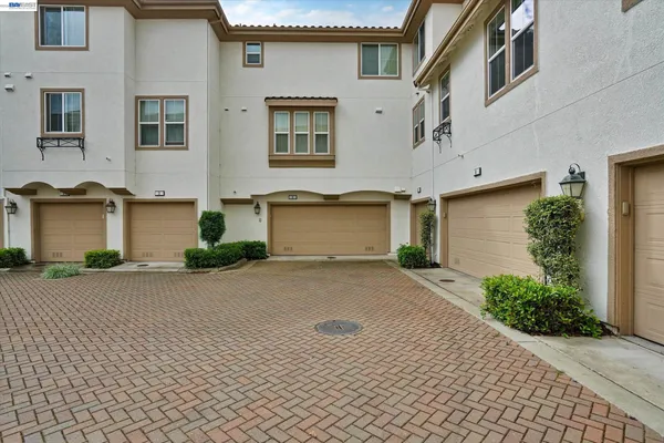 $749,000 | 118 Selby Lane, Unit 4, Livermore, CA 94551