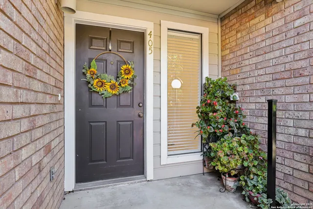 a view of bathroom with shower