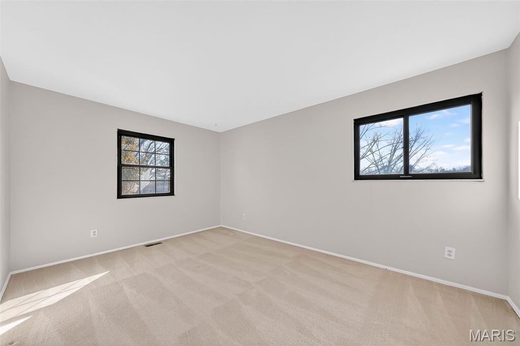 1287 Still House Creek Road Chesterfield, MO 63017 - Photo 22 of 33