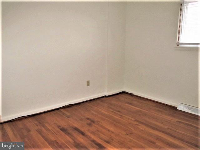 9 Charles Road Linthicum, MD 21090 - Photo 14 of 22 Bedroom 3