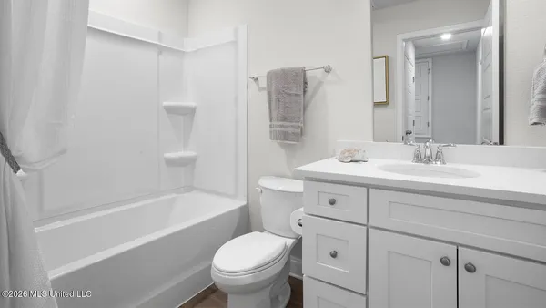 $239,900 | 143 Harper Grv Circle, Ocean Springs, MS 39564
