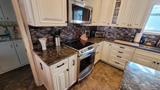 $40,000 | 104 South Avolyn Avenue, Ventnor City, NJ 08406