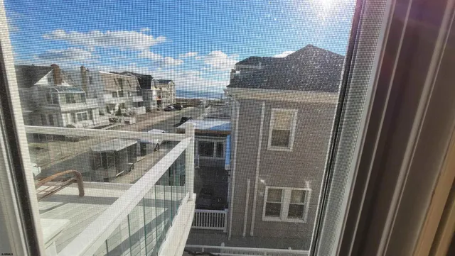 $40,000 | 104 South Avolyn Avenue, Ventnor City, NJ 08406