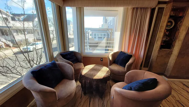 $40,000 | 104 South Avolyn Avenue, Ventnor City, NJ 08406