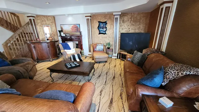 $40,000 | 104 South Avolyn Avenue, Ventnor City, NJ 08406