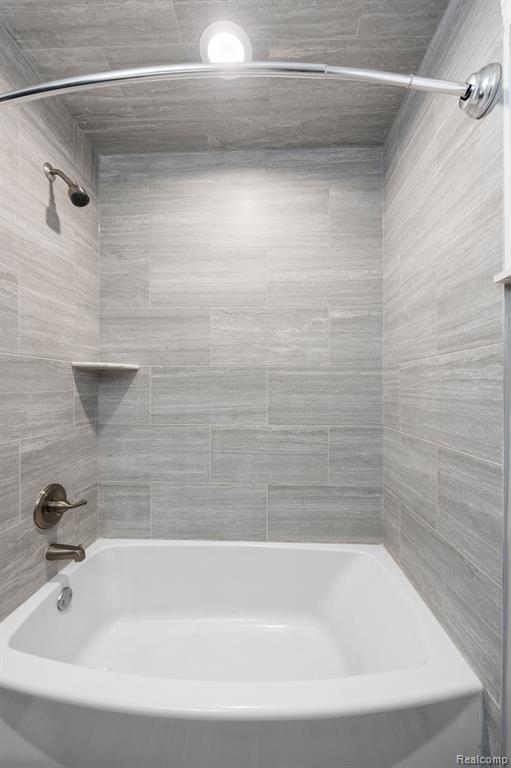4125 Kent Road Royal Oak, MI 48073 - Photo 11 of 15