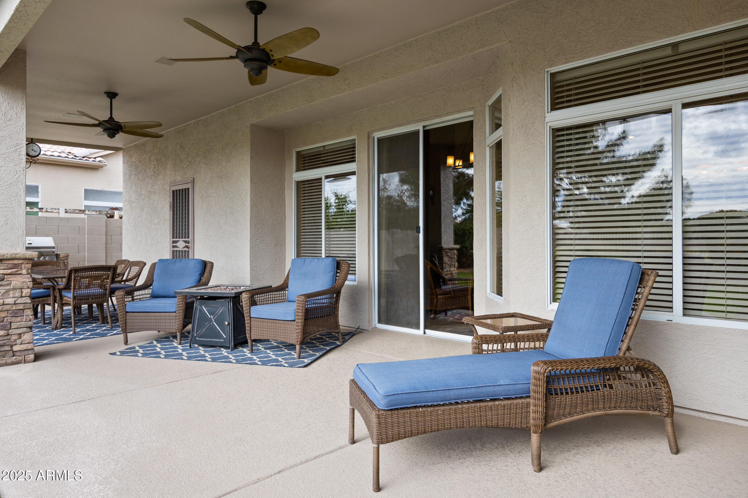 269 West El Freda Road Tempe, AZ 85284 - Photo 38 of 54 a living room with furniture and a window