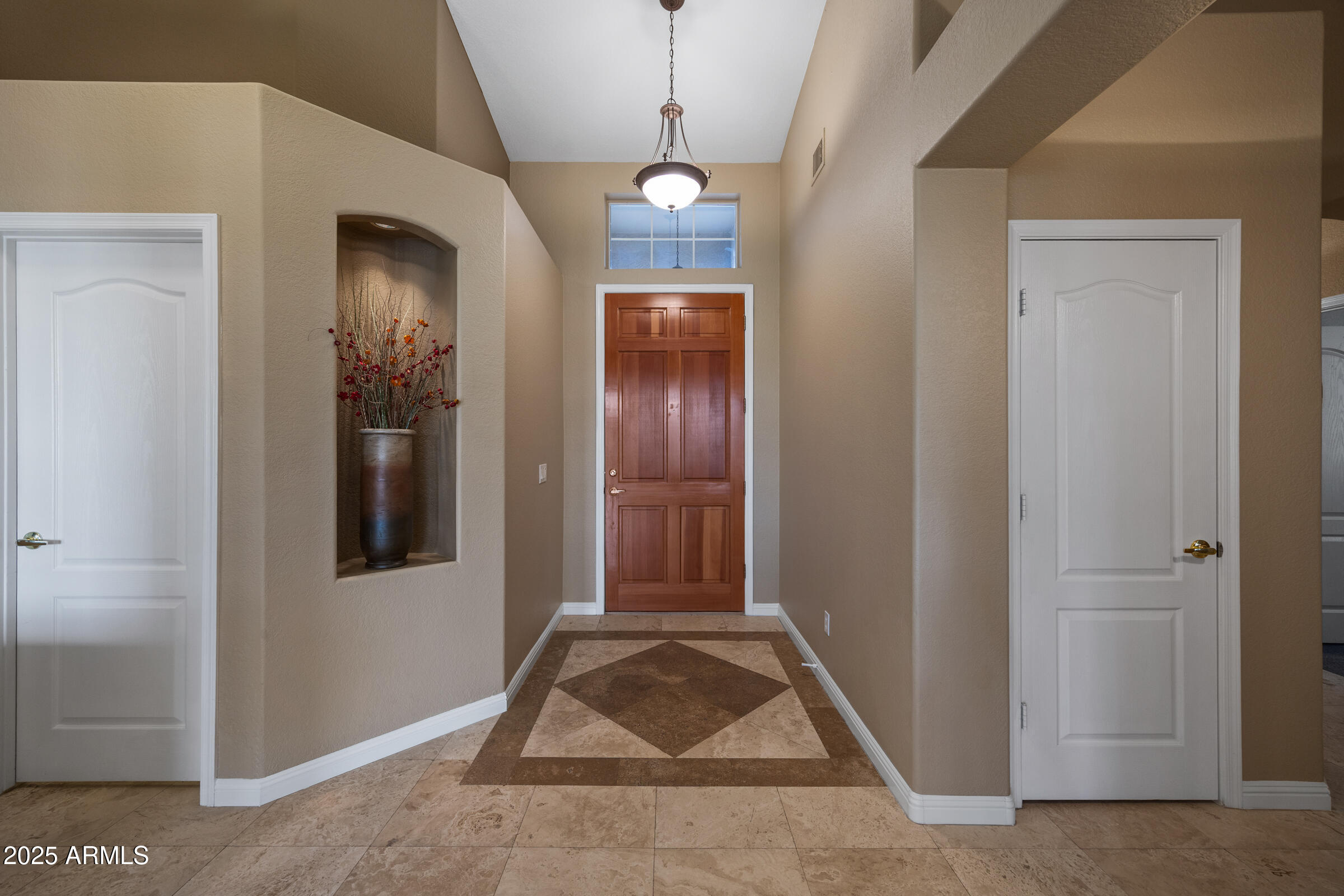 269 West El Freda Road Tempe, AZ 85284 - Photo 6 of 54 269 W El Freda Rd-6