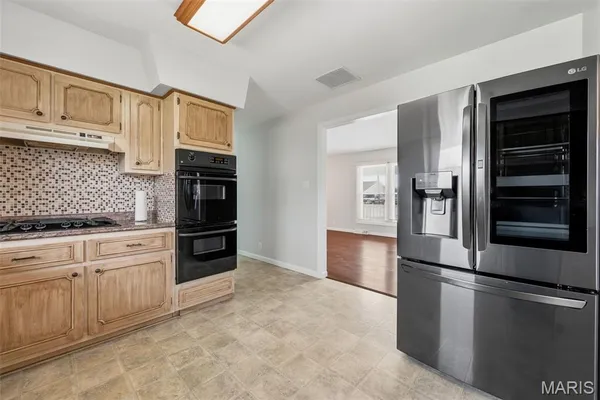 $249,900 | 207 Scenic Drive, Elsberry, MO 63343