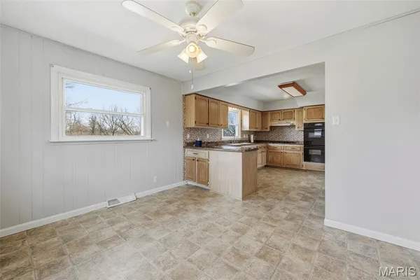 $249,900 | 207 Scenic Drive, Elsberry, MO 63343