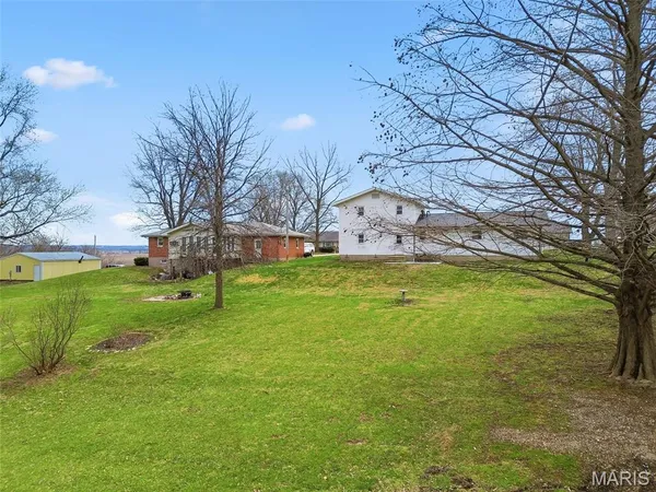 $249,900 | 207 Scenic Drive, Elsberry, MO 63343