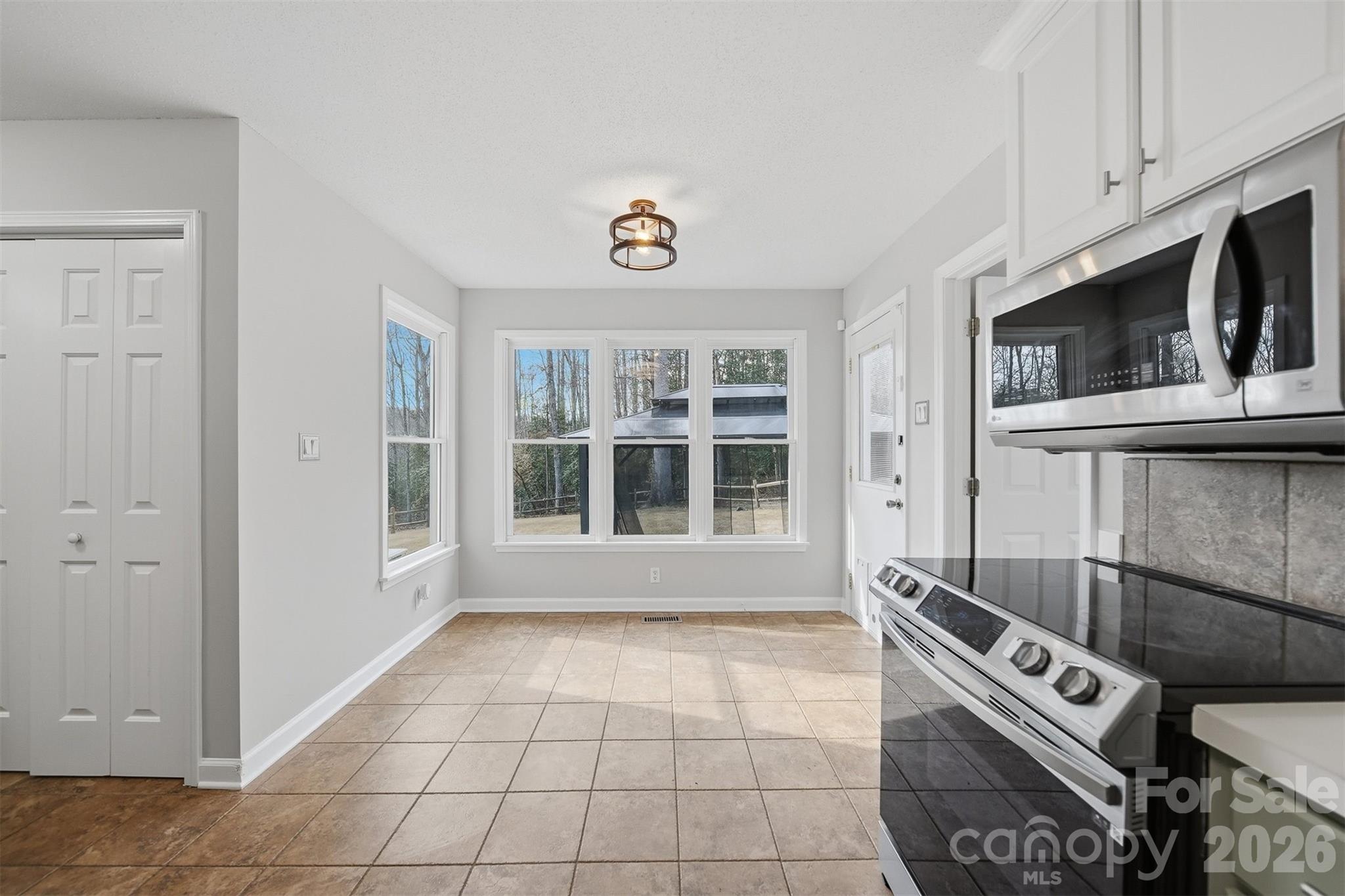 325 Holly Ridge Road Dallas, NC 28034 - Photo 11 of 48