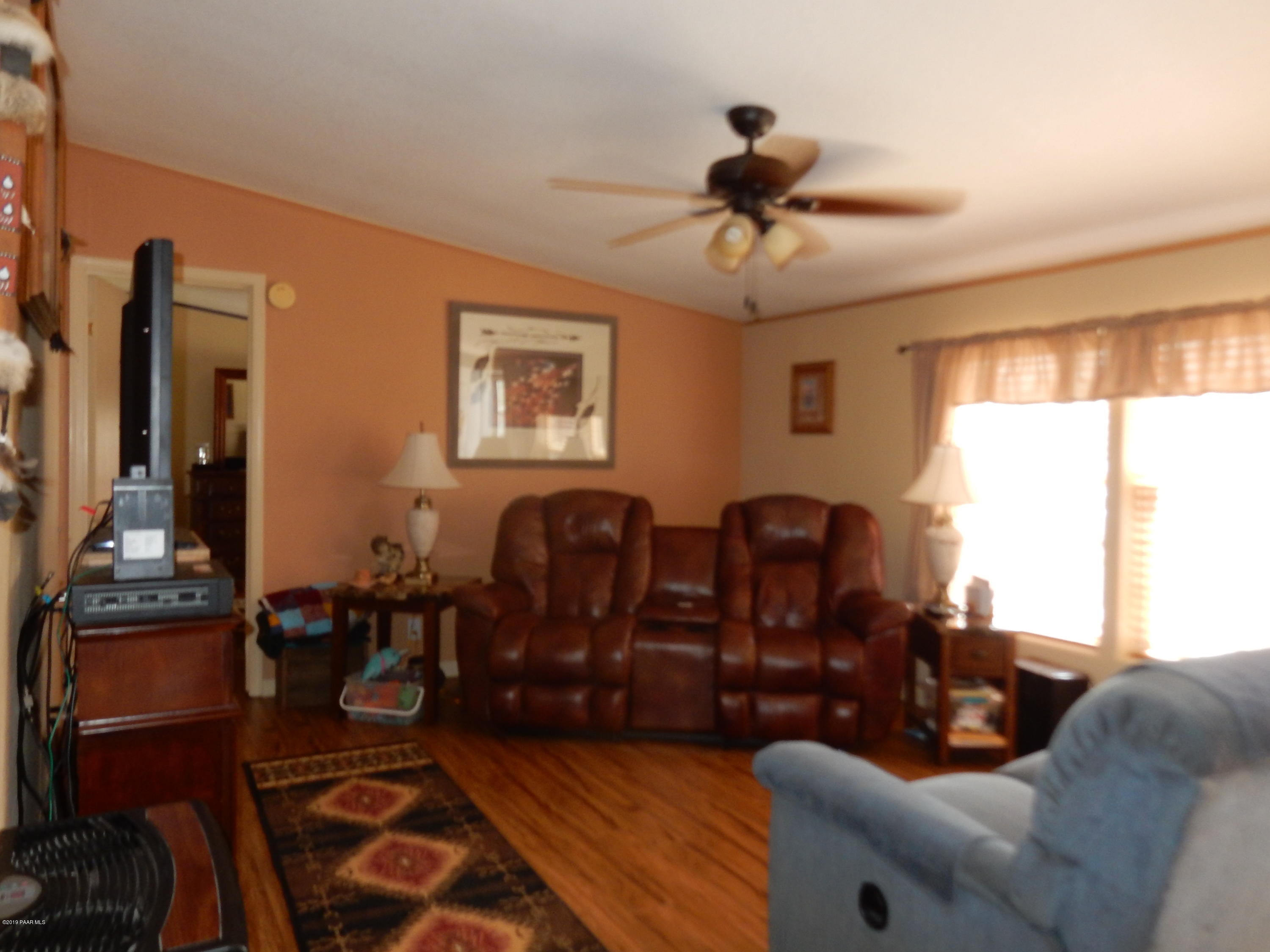 20904 East Monte Vista Road Mayer, AZ 86333 - Photo 20 of 47 living room