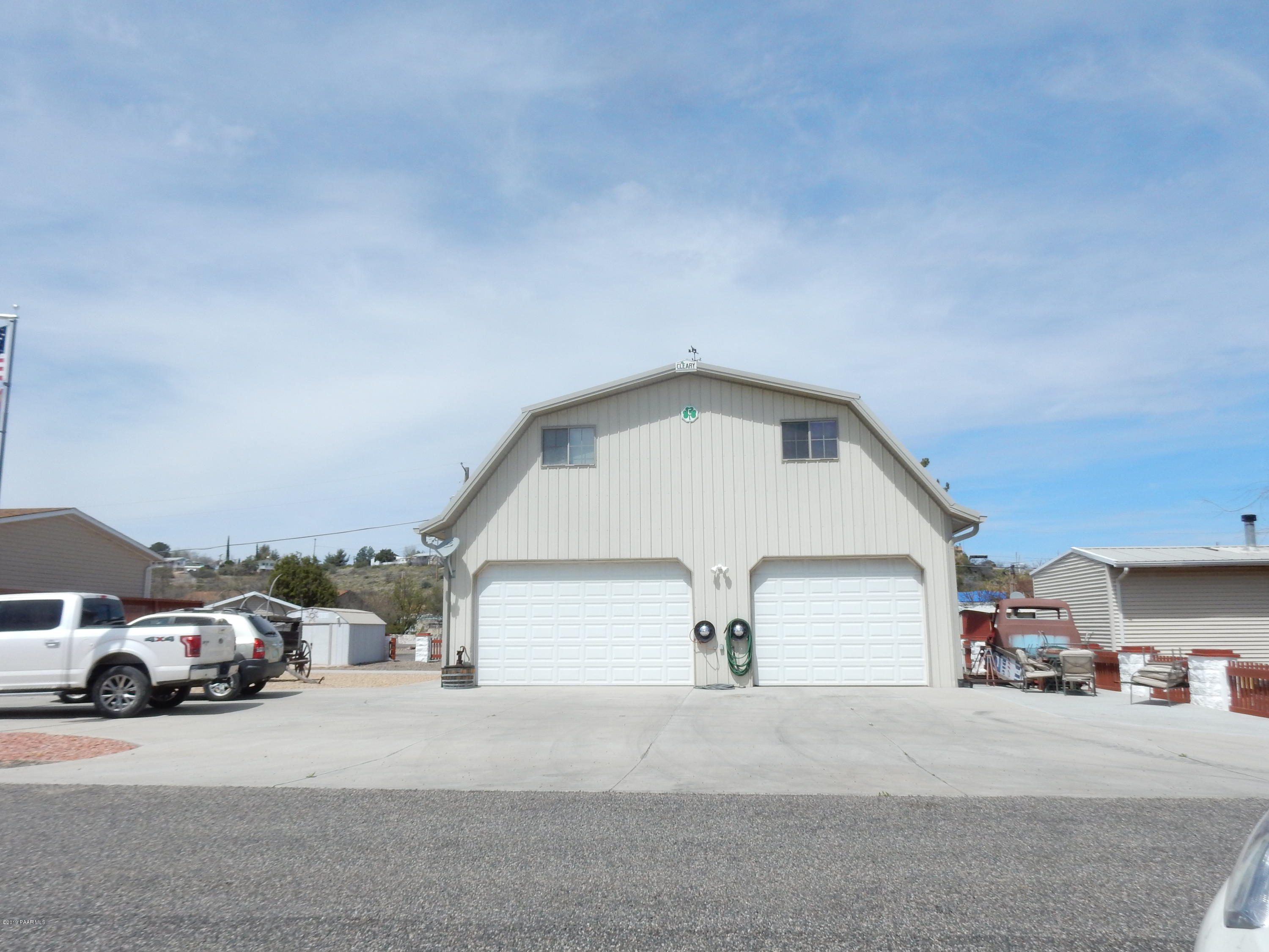 20904 East Monte Vista Road Mayer, AZ 86333 - Photo 33 of 47 garage