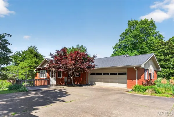 $364,900 | 11 Schonoff Lane, Cape Girardeau, MO 63703