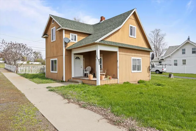$239,900 | 506 North I Street, Lind, WA 99341