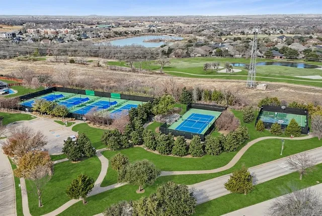 $789,500 | 9301 Pecan Woods Trail, Argyle, TX 76226