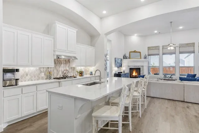 $789,500 | 9301 Pecan Woods Trail, Argyle, TX 76226