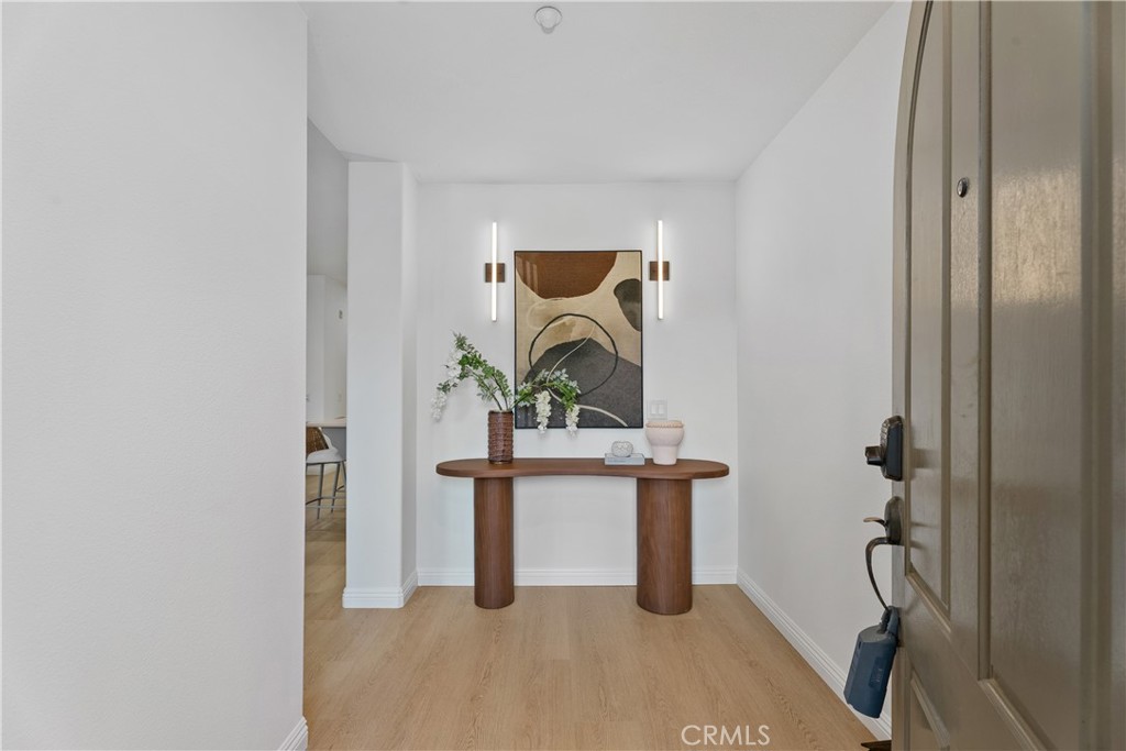 38 Pathway Irvine, CA 92618 - Photo 4 of 39 Foyer