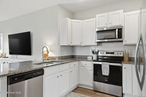 $2,400 | 603 Airlie Vista Lane, Unit LOT 125, Surf City, NC 28445