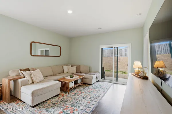 $2,400 | 603 Airlie Vista Lane, Unit LOT 125, Surf City, NC 28445