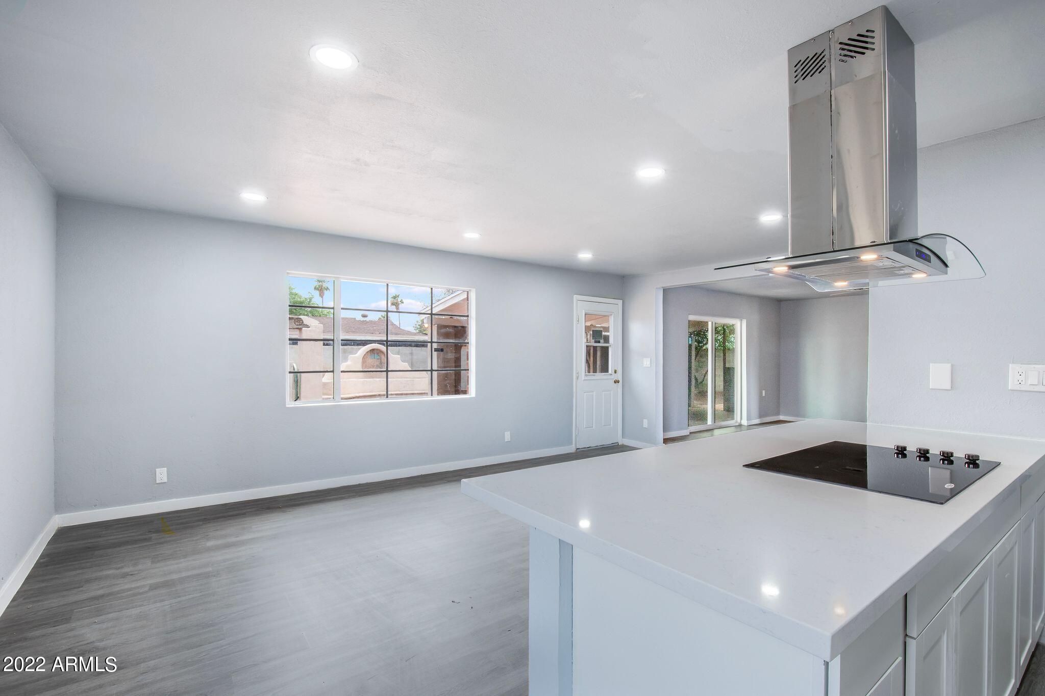 3525 West Ocotillo Road Phoenix, AZ 85019 - Photo 8 of 10 60E3CC4C-23AF-4465-8A19-C5F4EDC3962F