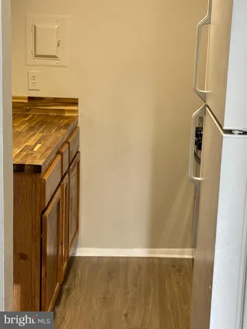 a view of walk in closet