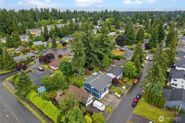 $1,090,000 | 22718 1st Place West, Bothell, WA 98021