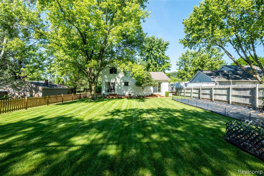 3579 Longview Avenue Rochester Hills, MI 48307 - Photo 30 of 34