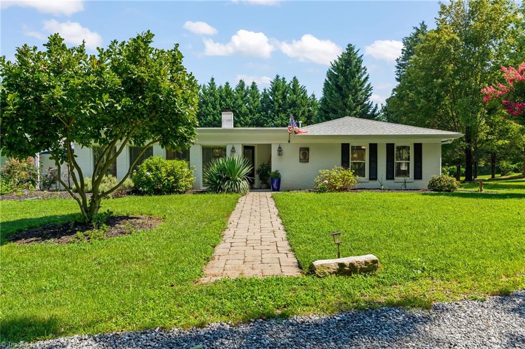 834 Neal Road Madison, NC 27025 - Photo 4 of 50