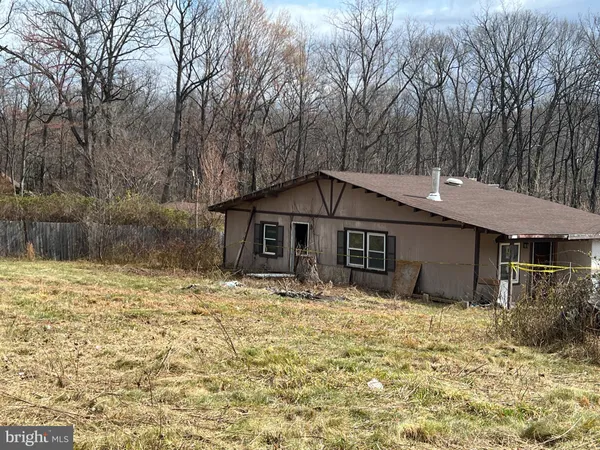 $108,000 | 704 Western Lane, Front Royal, VA 22630