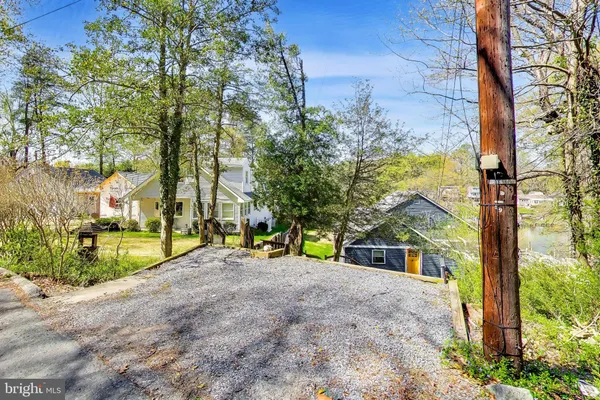 $699,000 | 8014 Forest Glen Drive, Pasadena, MD 21122