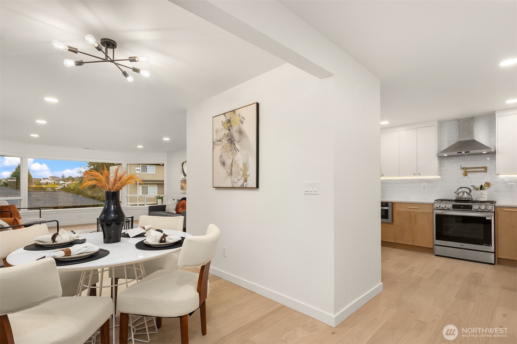 3702 West Fulton Street Seattle, WA 98199 - Photo 16 of 40