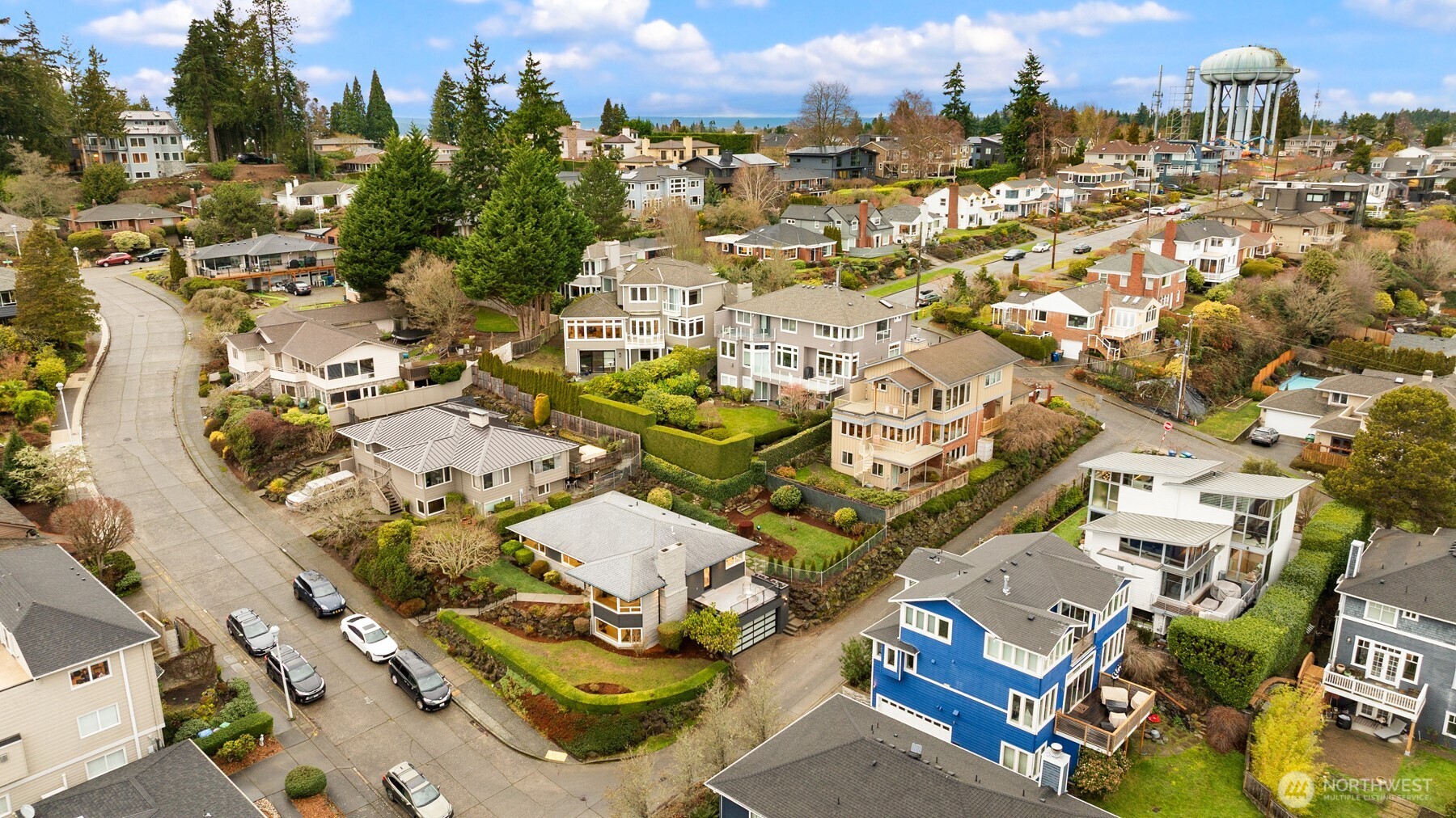 3702 West Fulton Street Seattle, WA 98199 - Photo 5 of 40