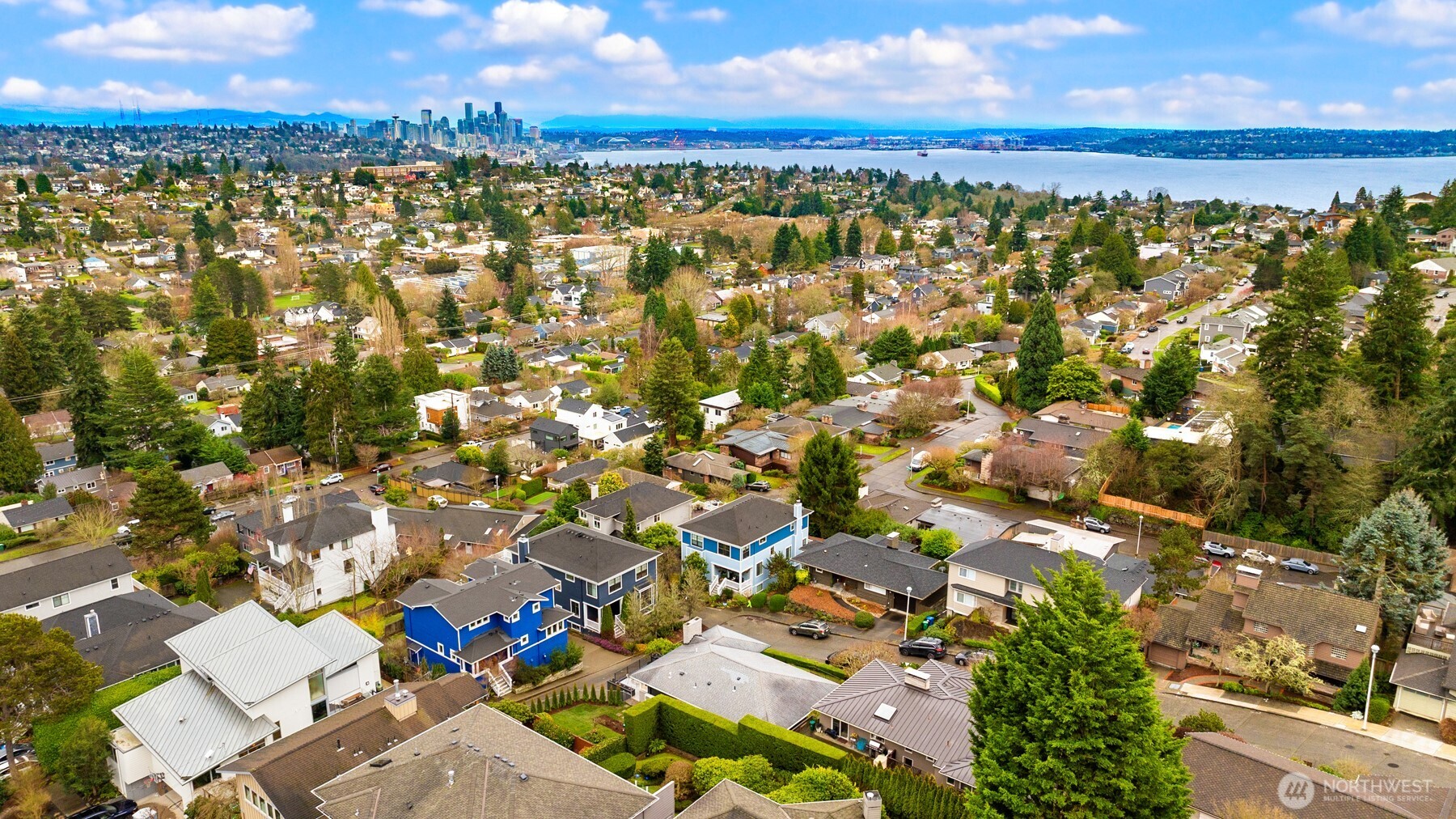 3702 West Fulton Street Seattle, WA 98199 - Photo 6 of 40