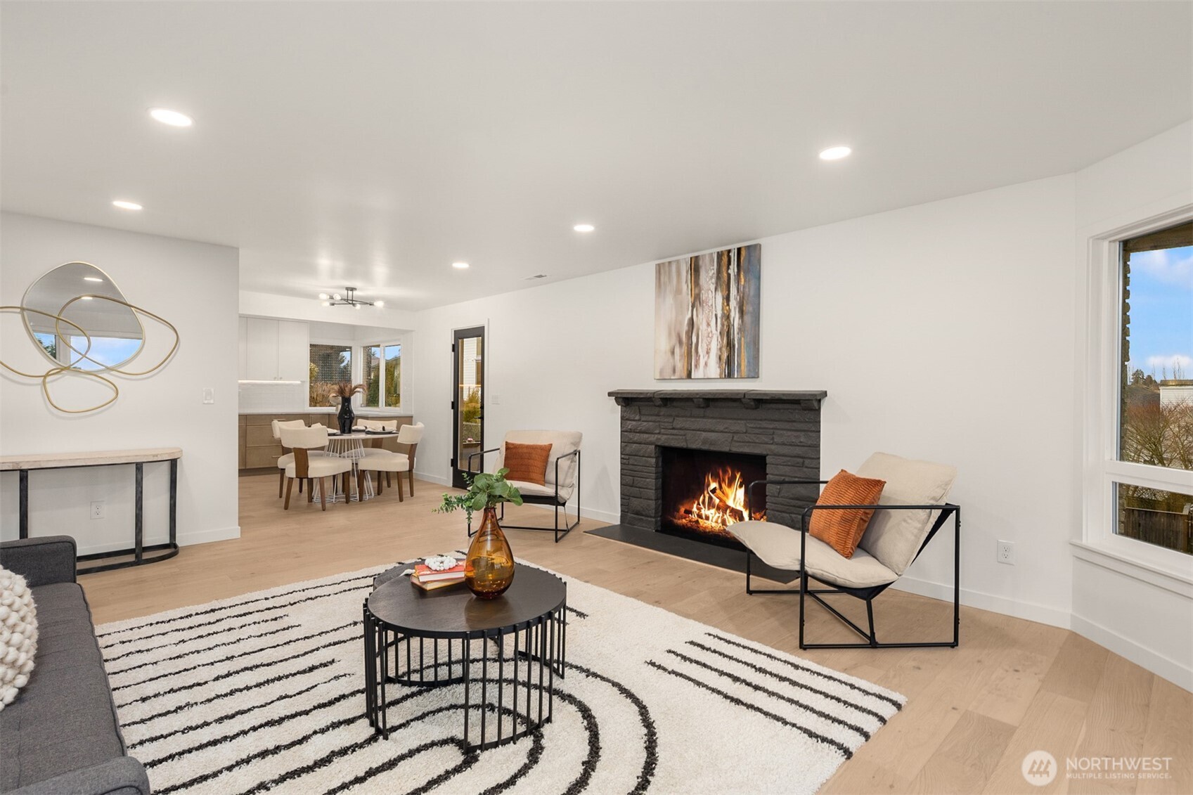 3702 West Fulton Street Seattle, WA 98199 - Photo 10 of 40