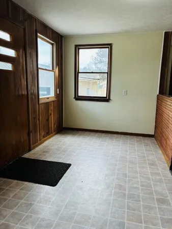 $165,000 | 531 West Franklin Avenue, Reed City, MI 49677