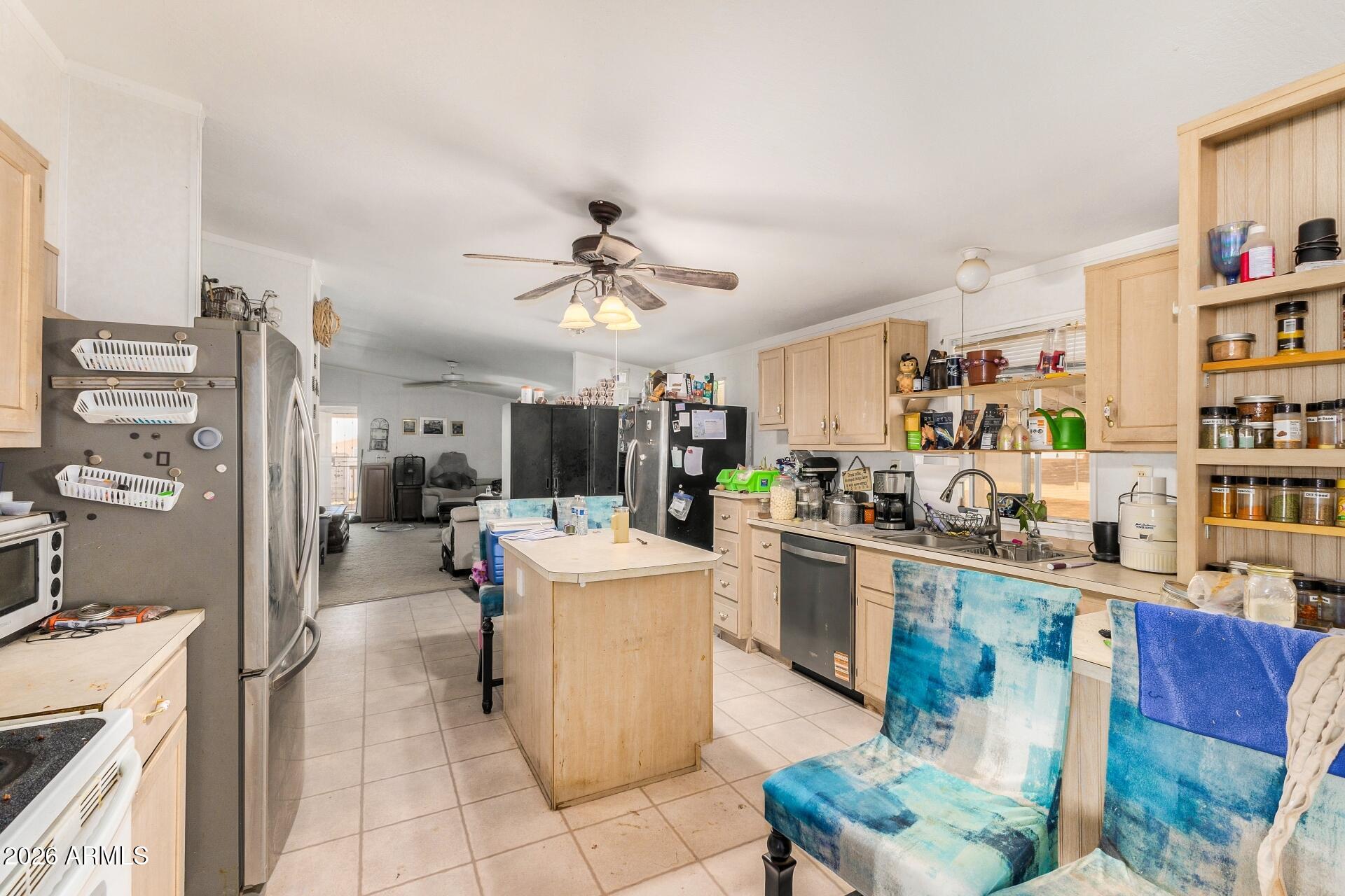 27828 North Black Butte Road Wittmann, AZ 85361 - Photo 11 of 36 11 - Black Butte