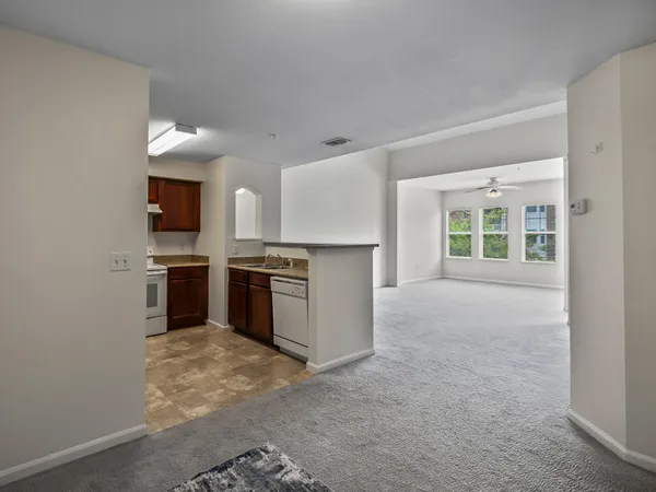 $1,500 | 2801 Chancellorsville Drive, Unit 1333, Tallahassee, FL 32312