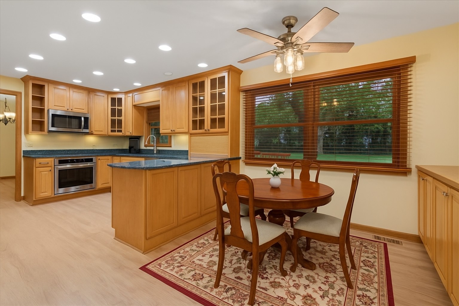 226 Aberdeen Road Cary, IL 60013 - Photo 12 of 40 a dining room with furniture and window