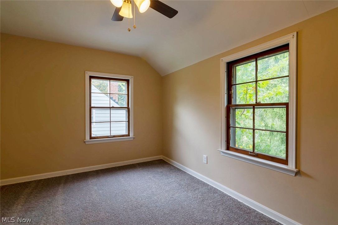 4899 Anderson Road Cleveland, OH 44124 - Photo 11 of 25