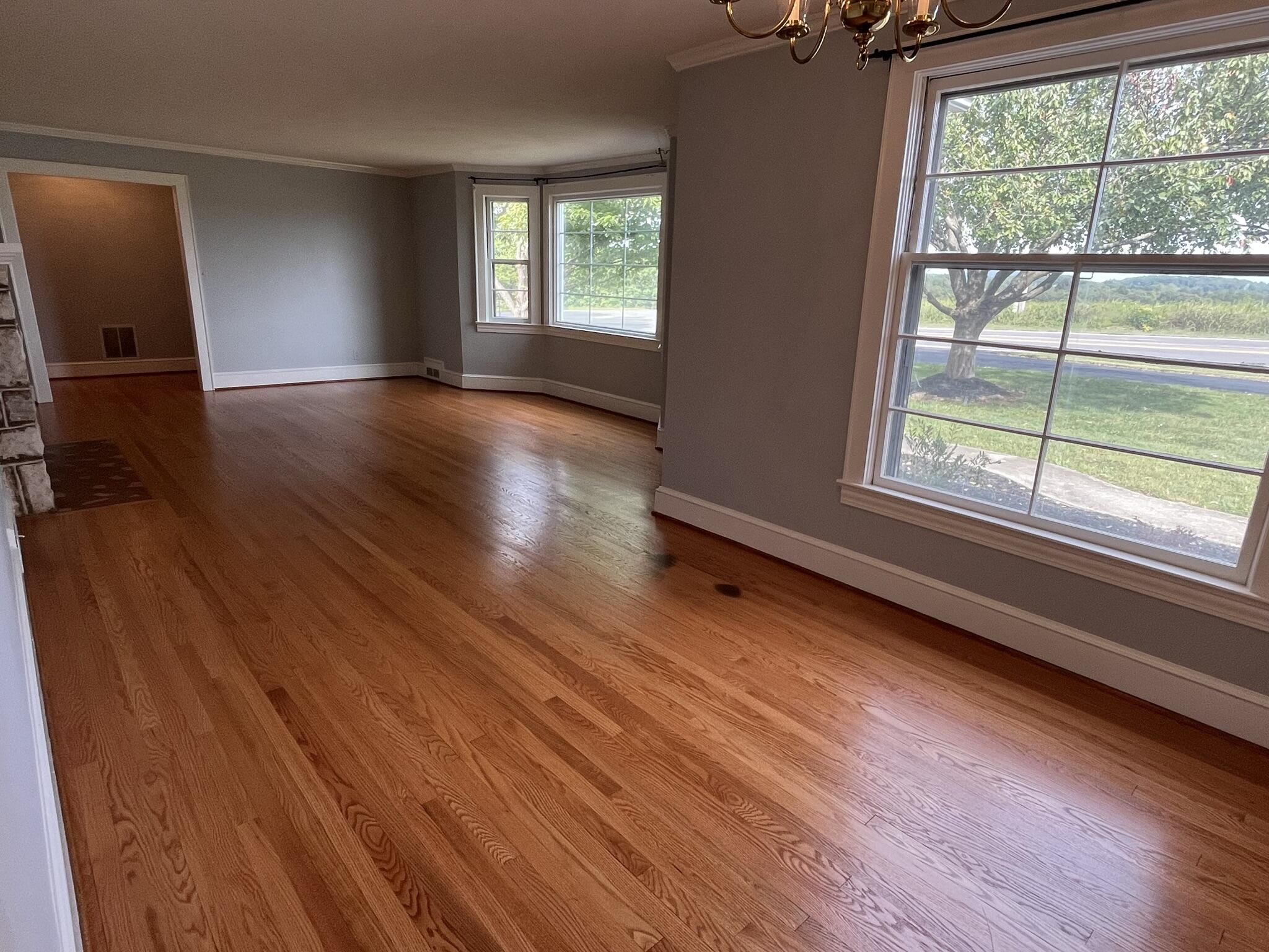 231 Bethlehem Road Boones Mill, VA 24065 - Photo 41 of 63 39 Living Room