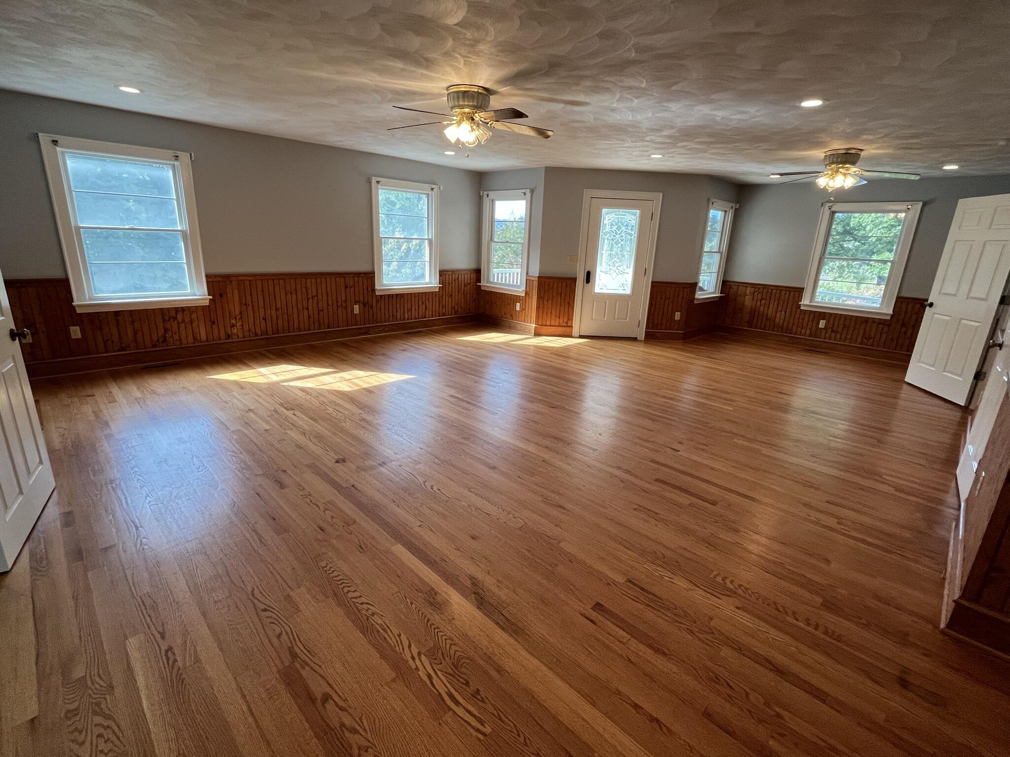 231 Bethlehem Road Boones Mill, VA 24065 - Photo 8 of 63 8 Family Room